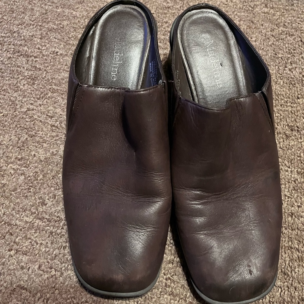 Used Madeline slip on shoes, brown leather size 6